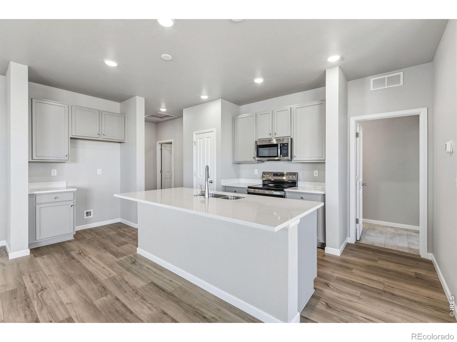6801 Utica Circle