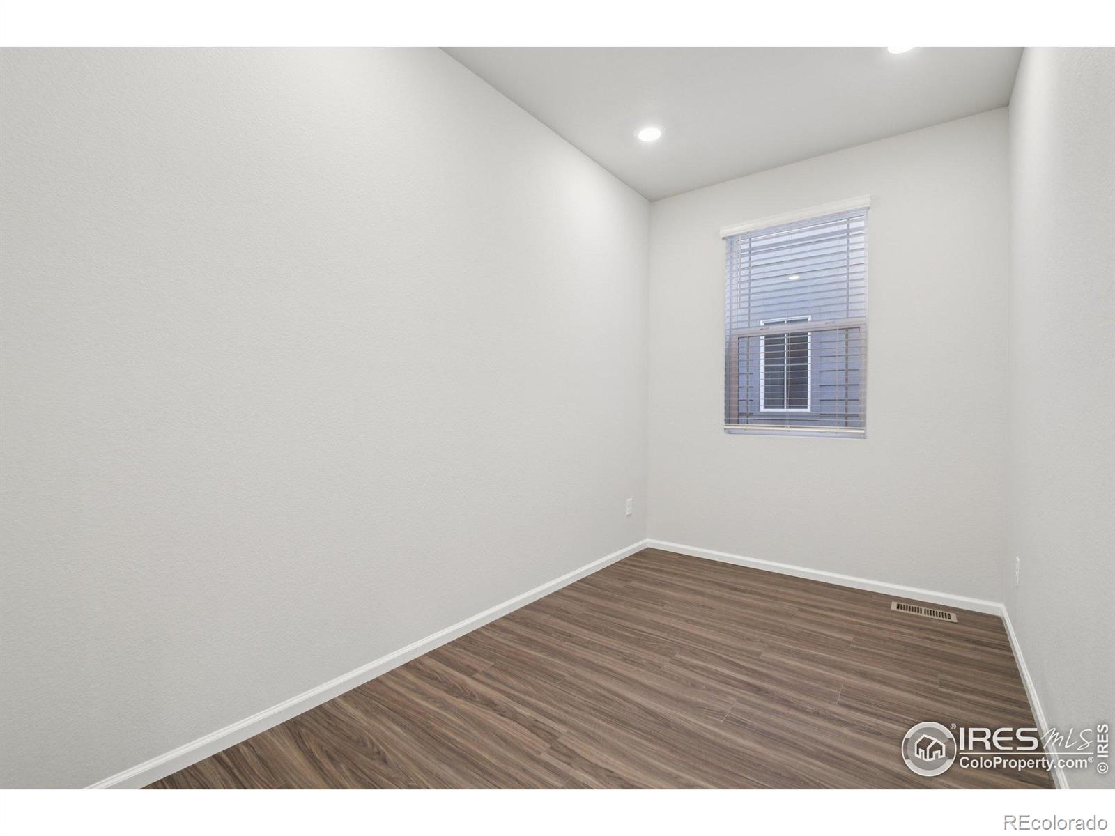 8777 Whiteclover Street