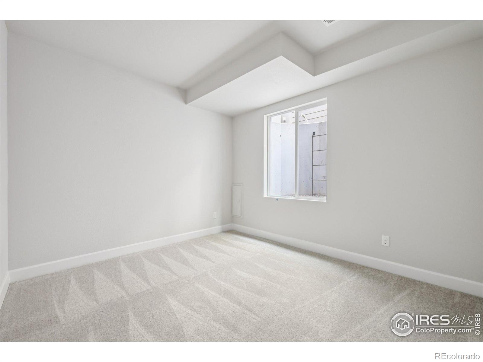 8777 Whiteclover Street