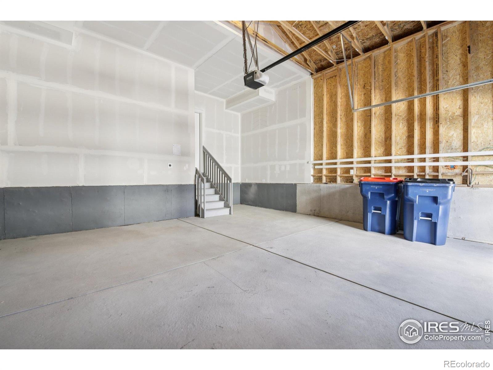 8777 Whiteclover Street