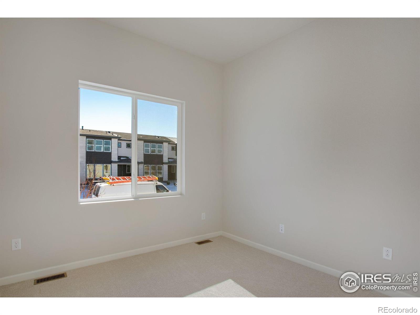 1742 Mount Meeker Avenue