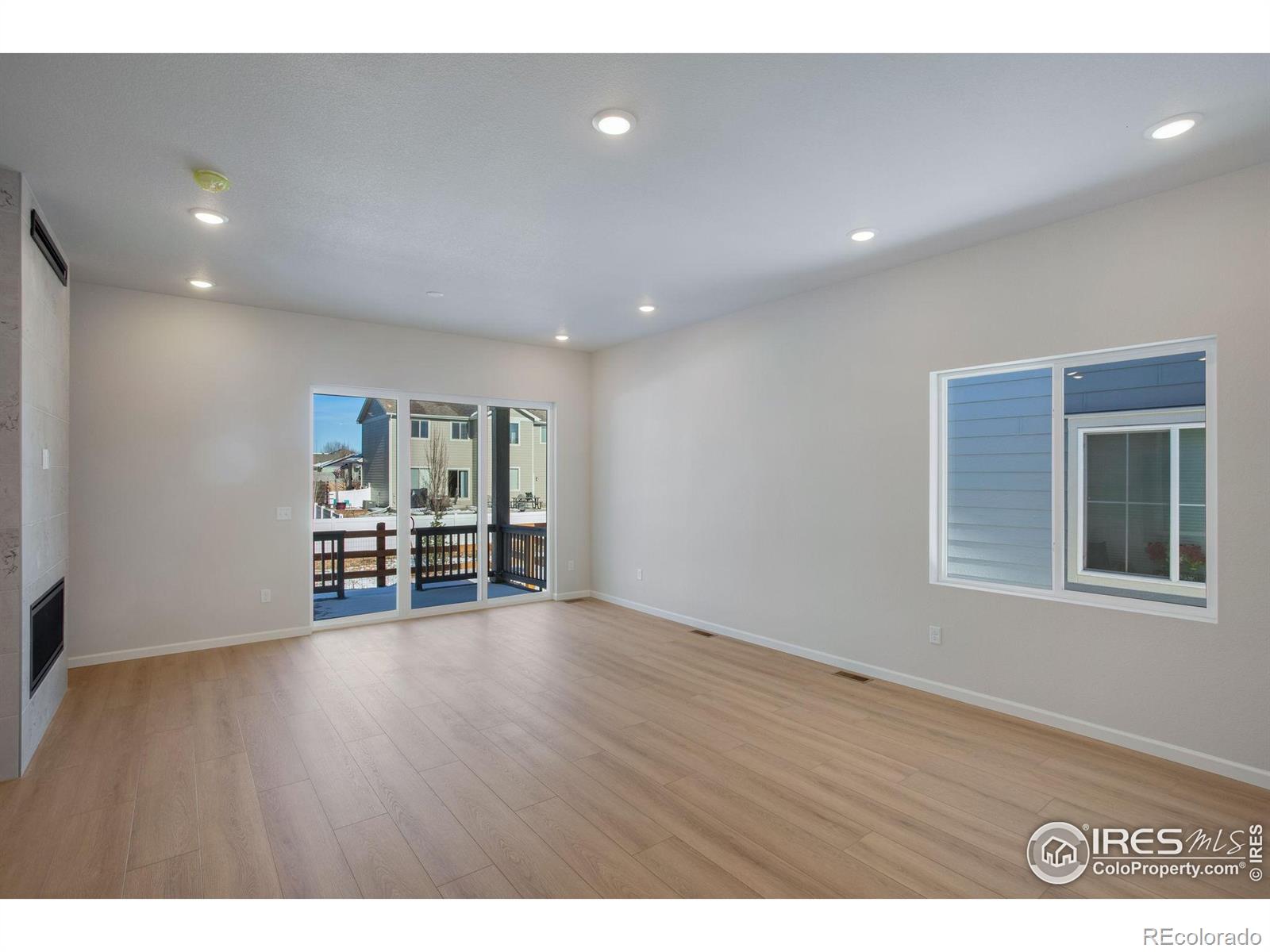 1742 Mount Meeker Avenue