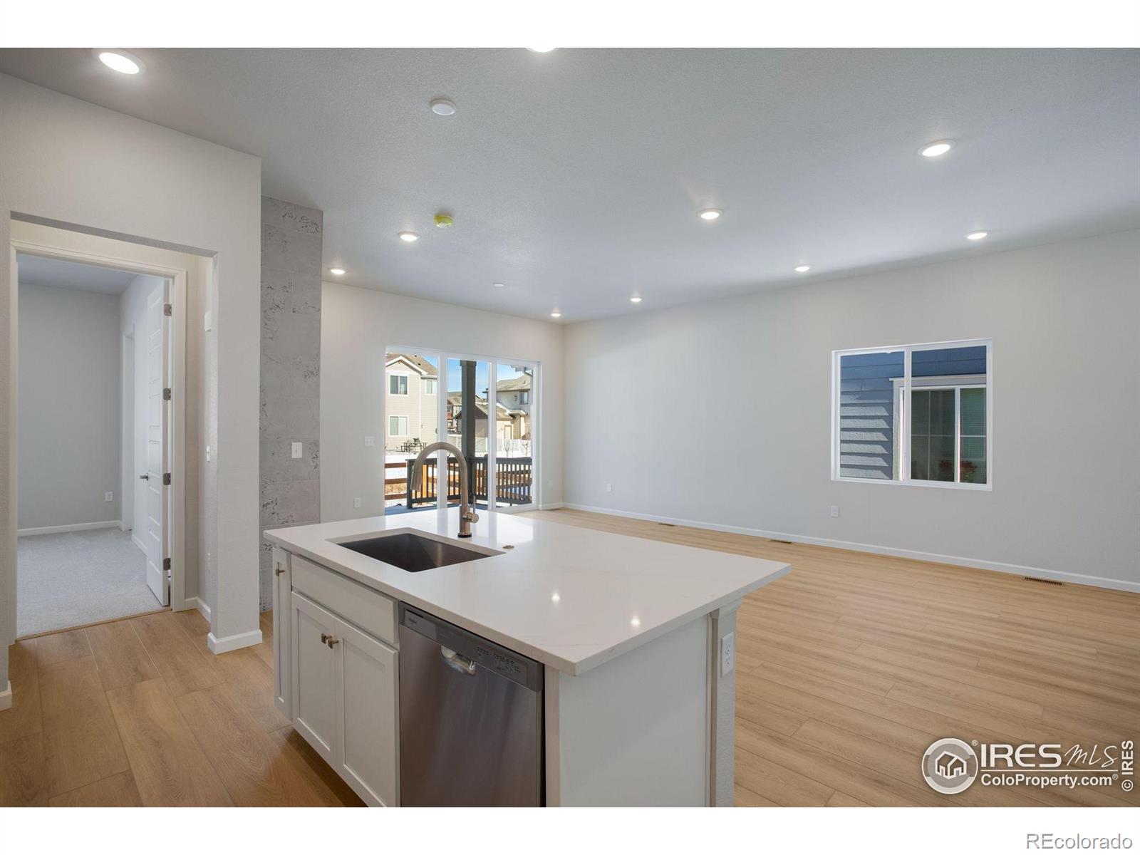 1742 Mount Meeker Avenue