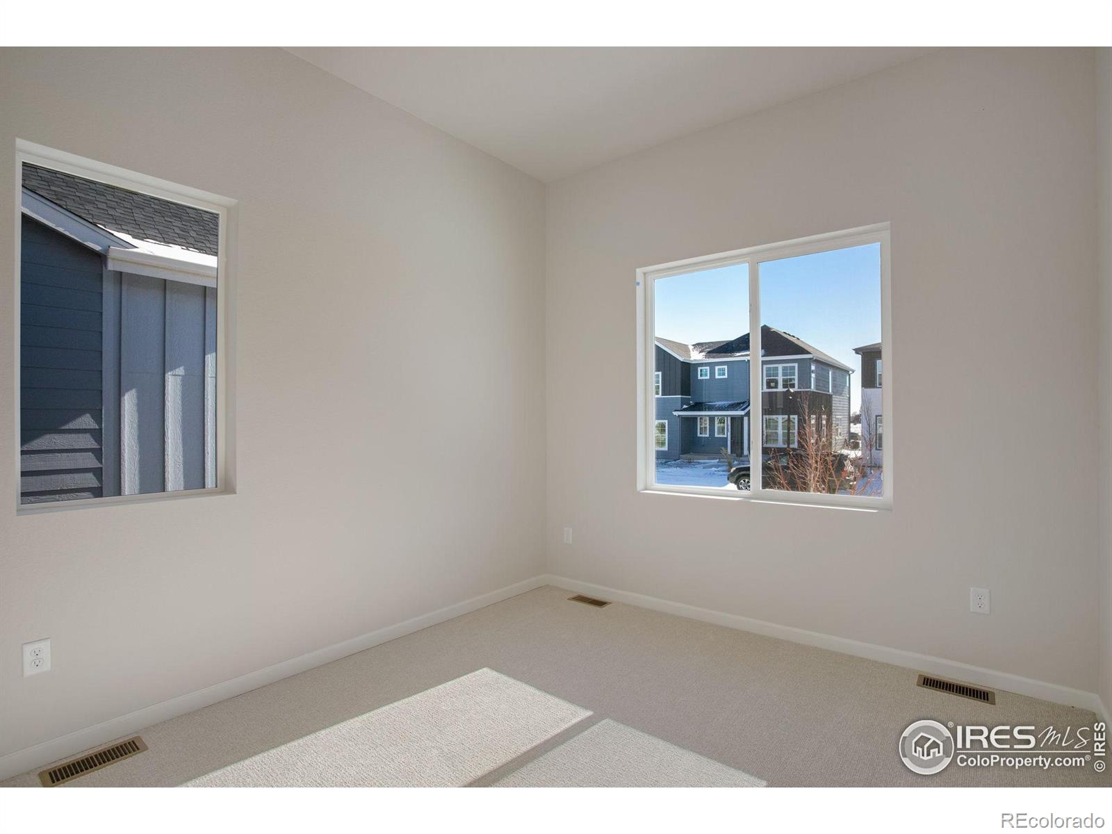 1742 Mount Meeker Avenue