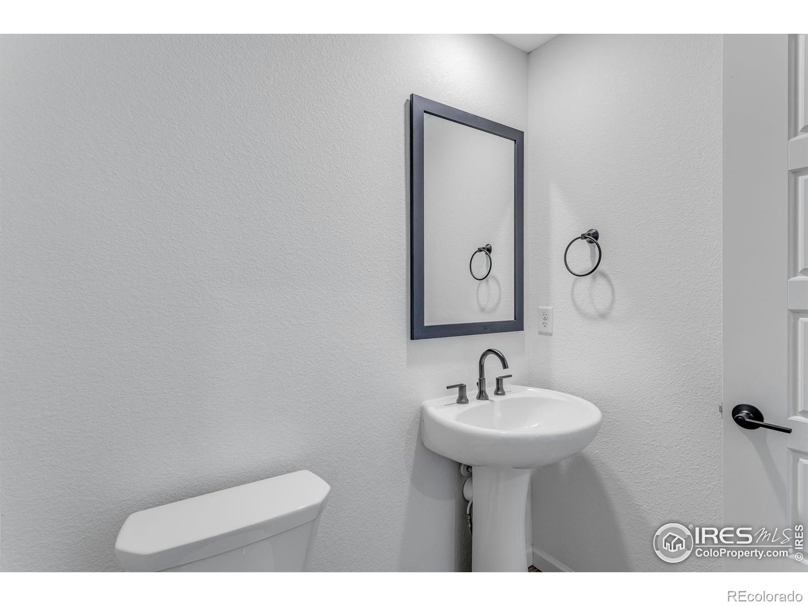 1761 Mount Meeker Avenue