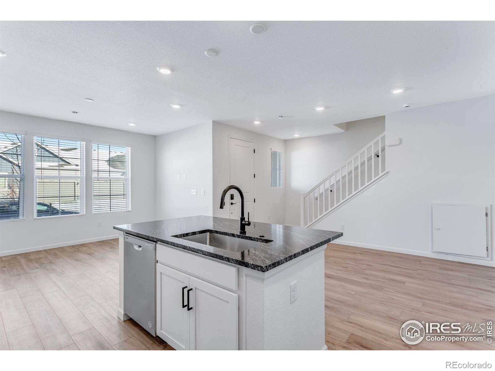 1761 Mount Meeker Avenue