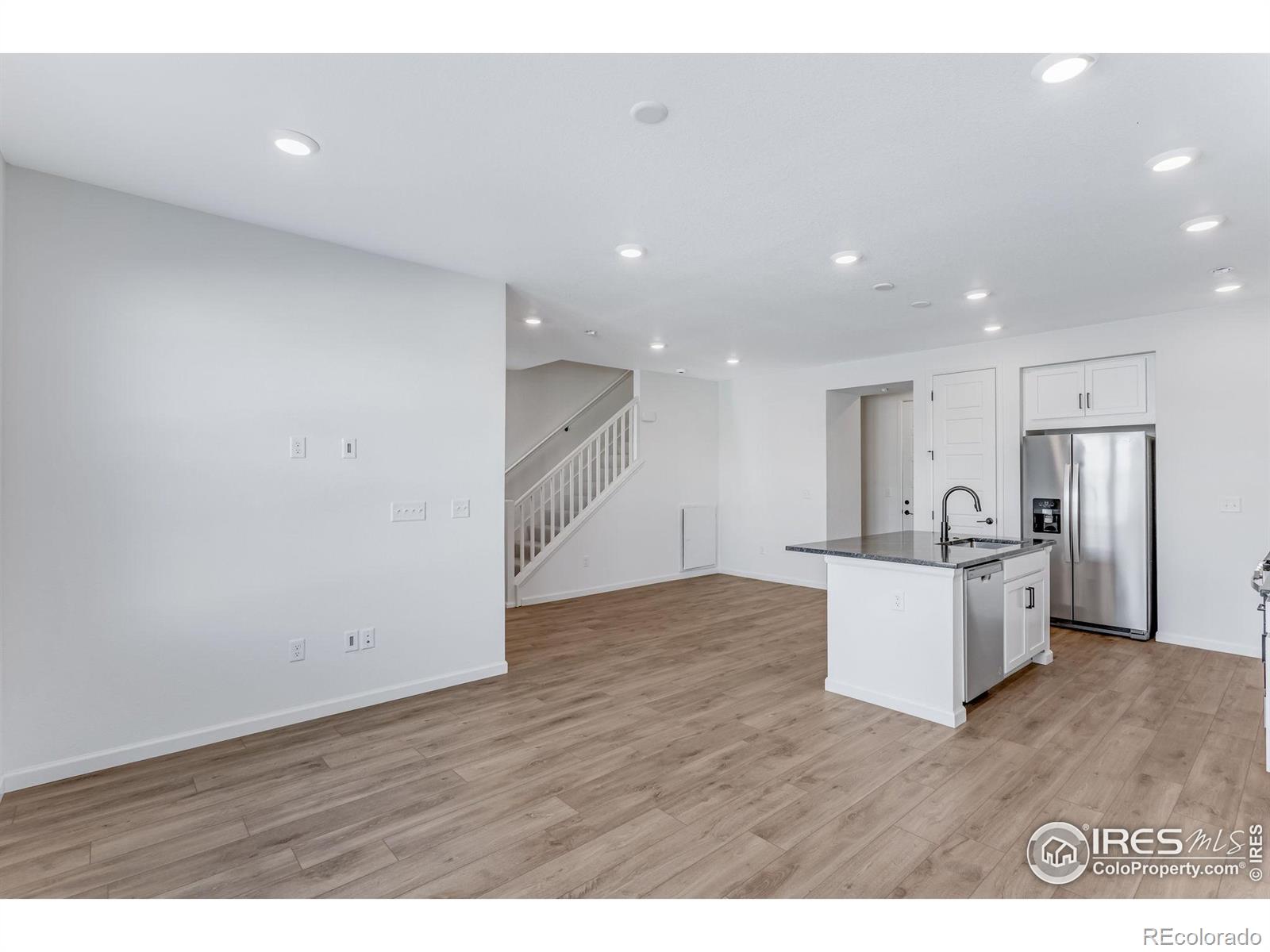 1761 Mount Meeker Avenue