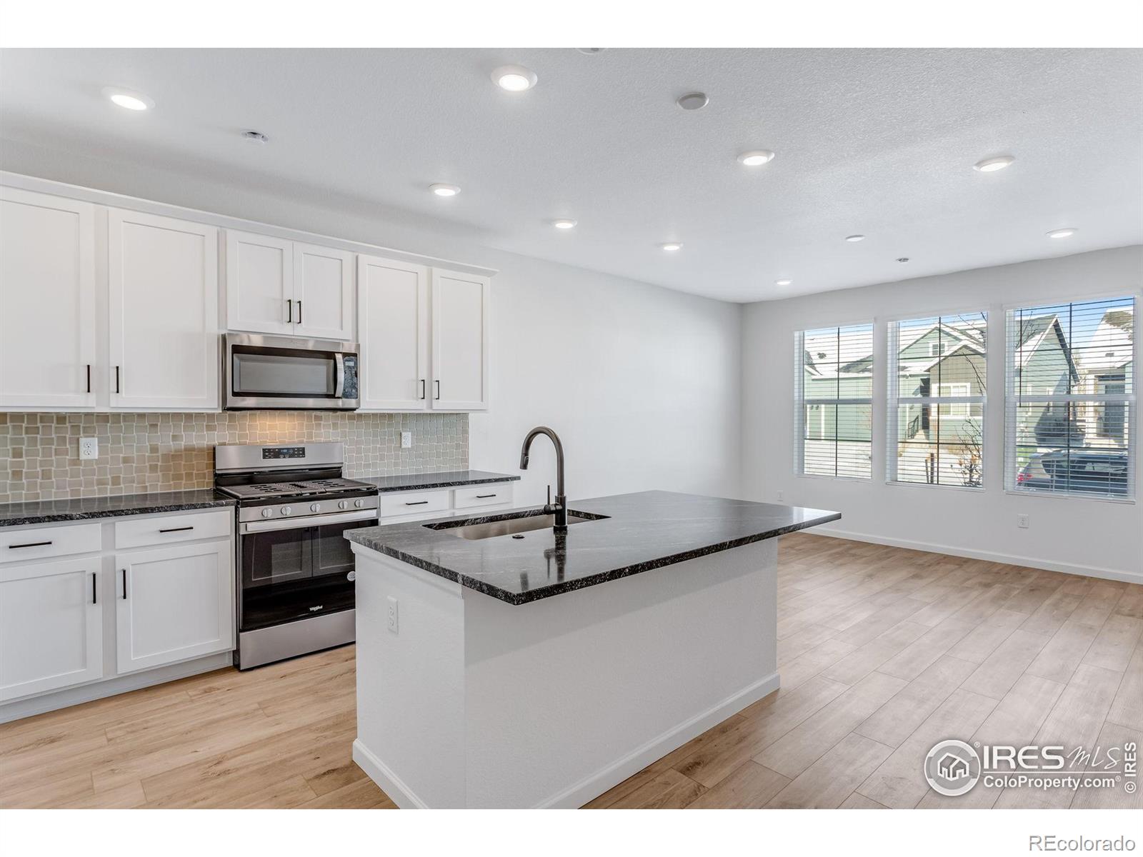 1761 Mount Meeker Avenue