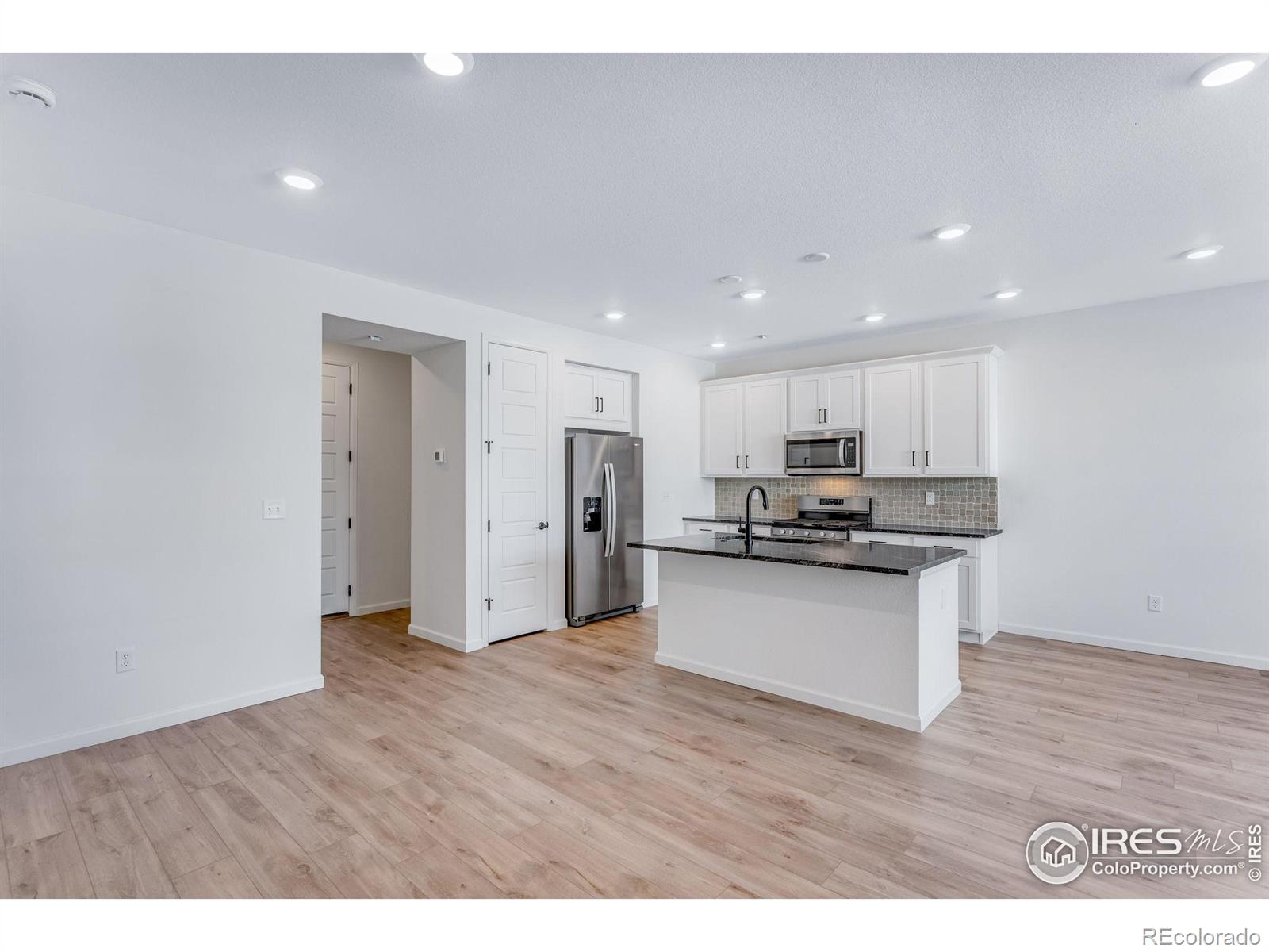 1761 Mount Meeker Avenue