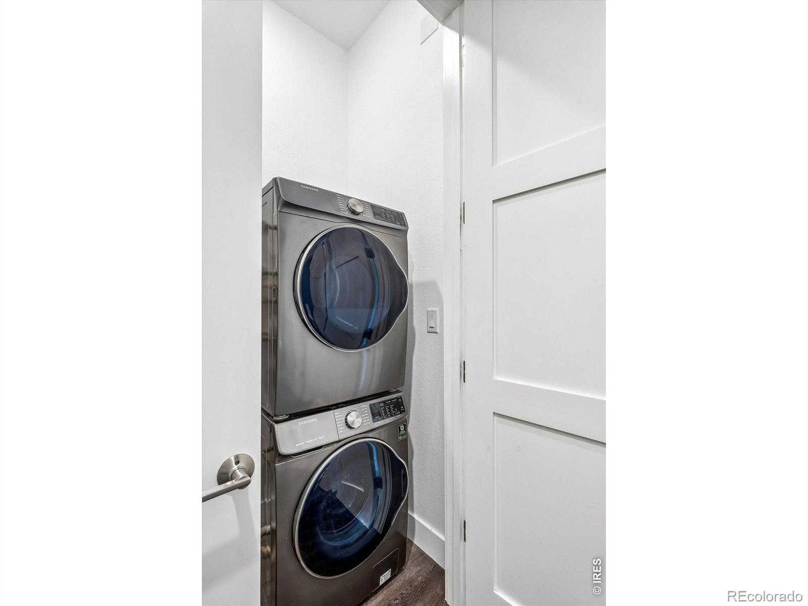 4885 S Monaco Street Unit: 207