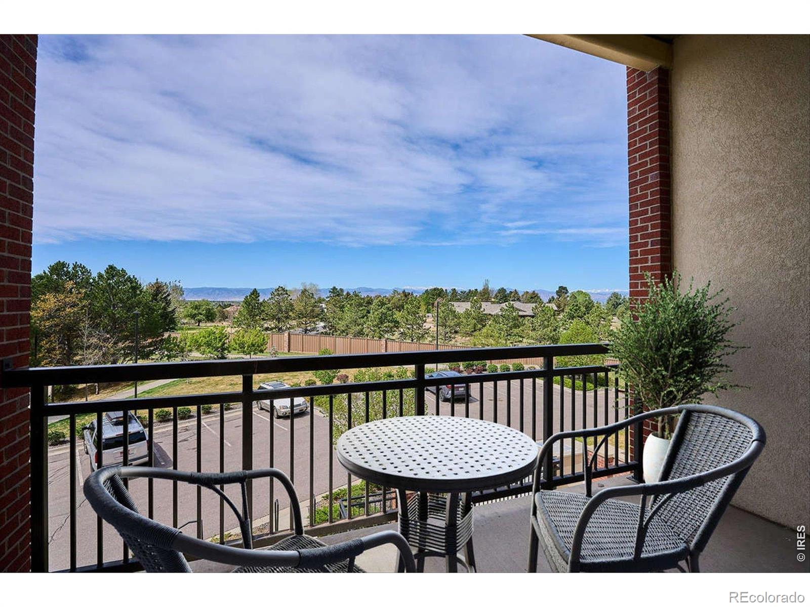 4885 S Monaco Street Unit: 207