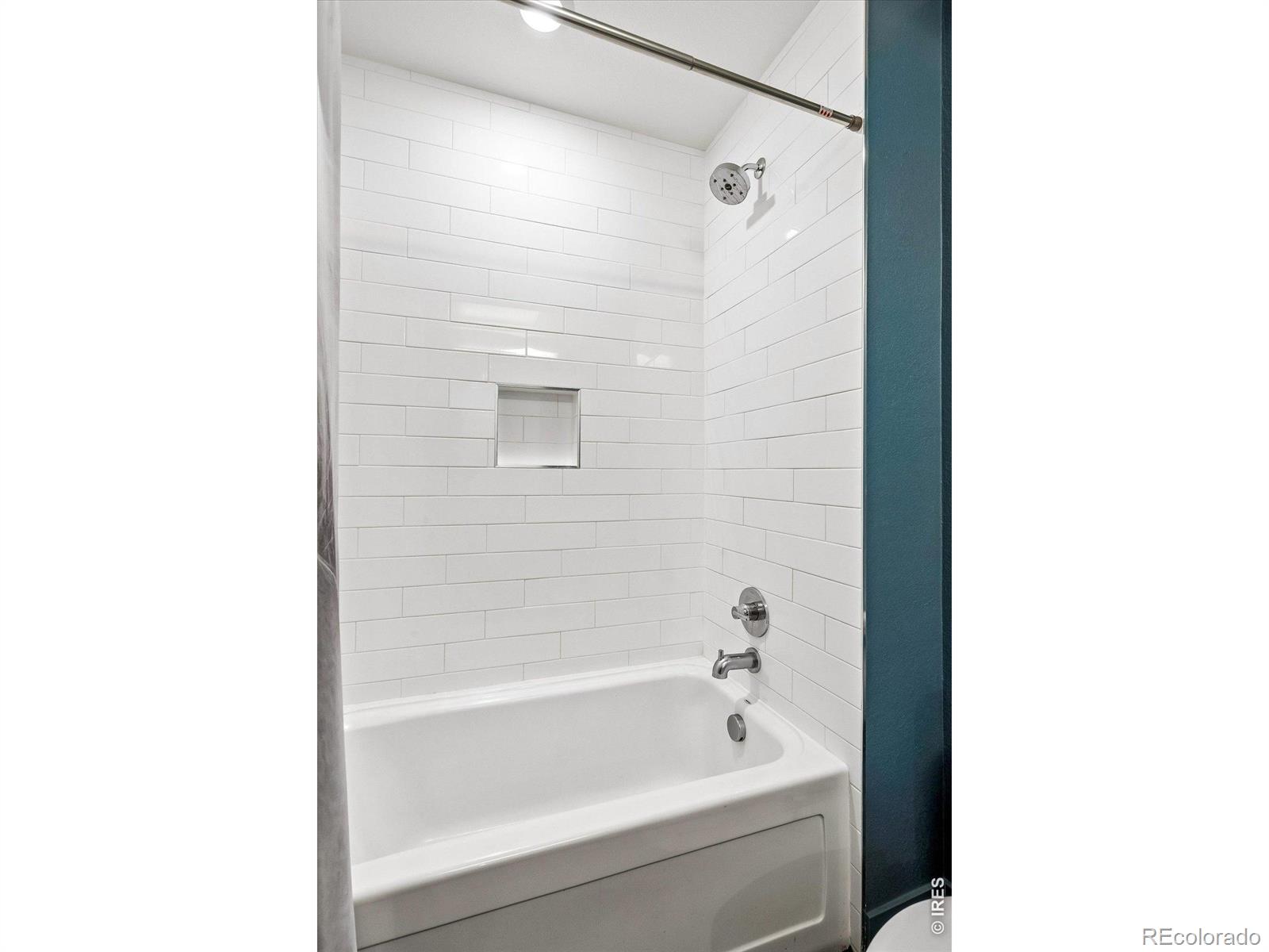 4885 S Monaco Street Unit: 207