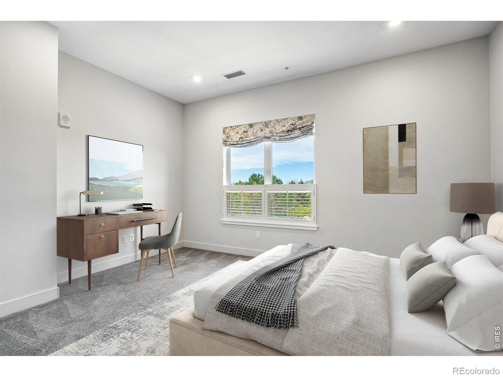 4885 S Monaco Street Unit: 207