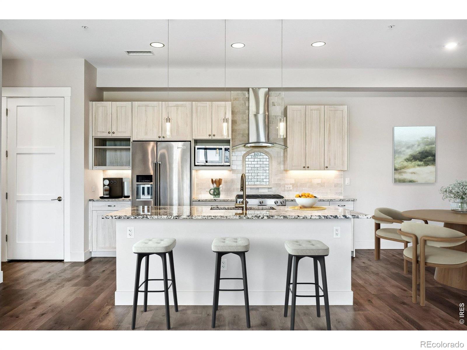 4885 S Monaco Street Unit: 207