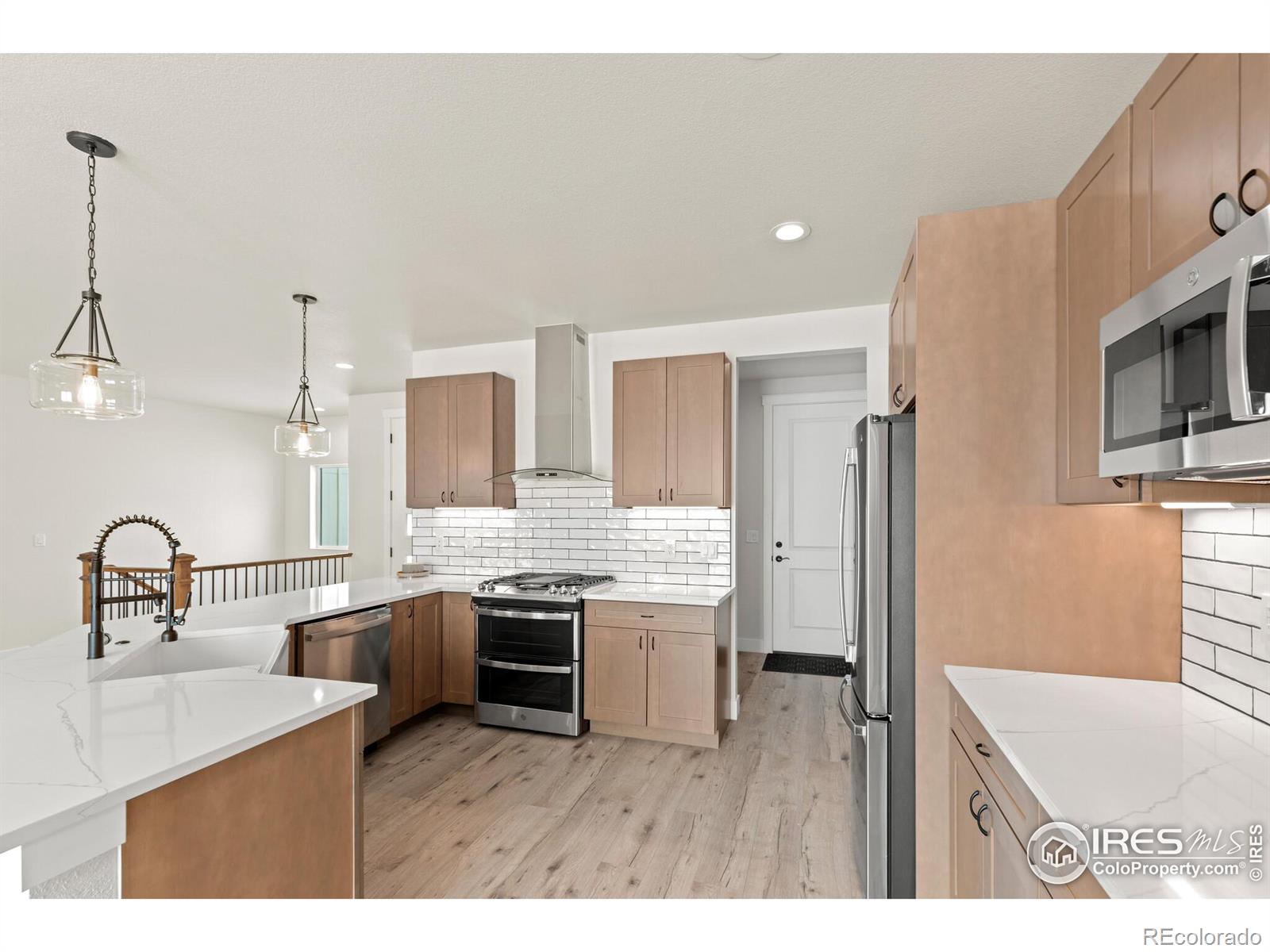 122 Seventh Avenue