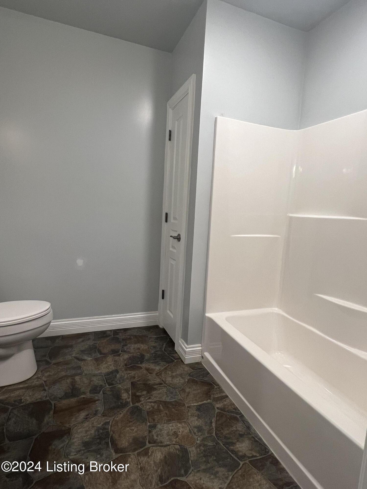 209 Oak Ridge Dr