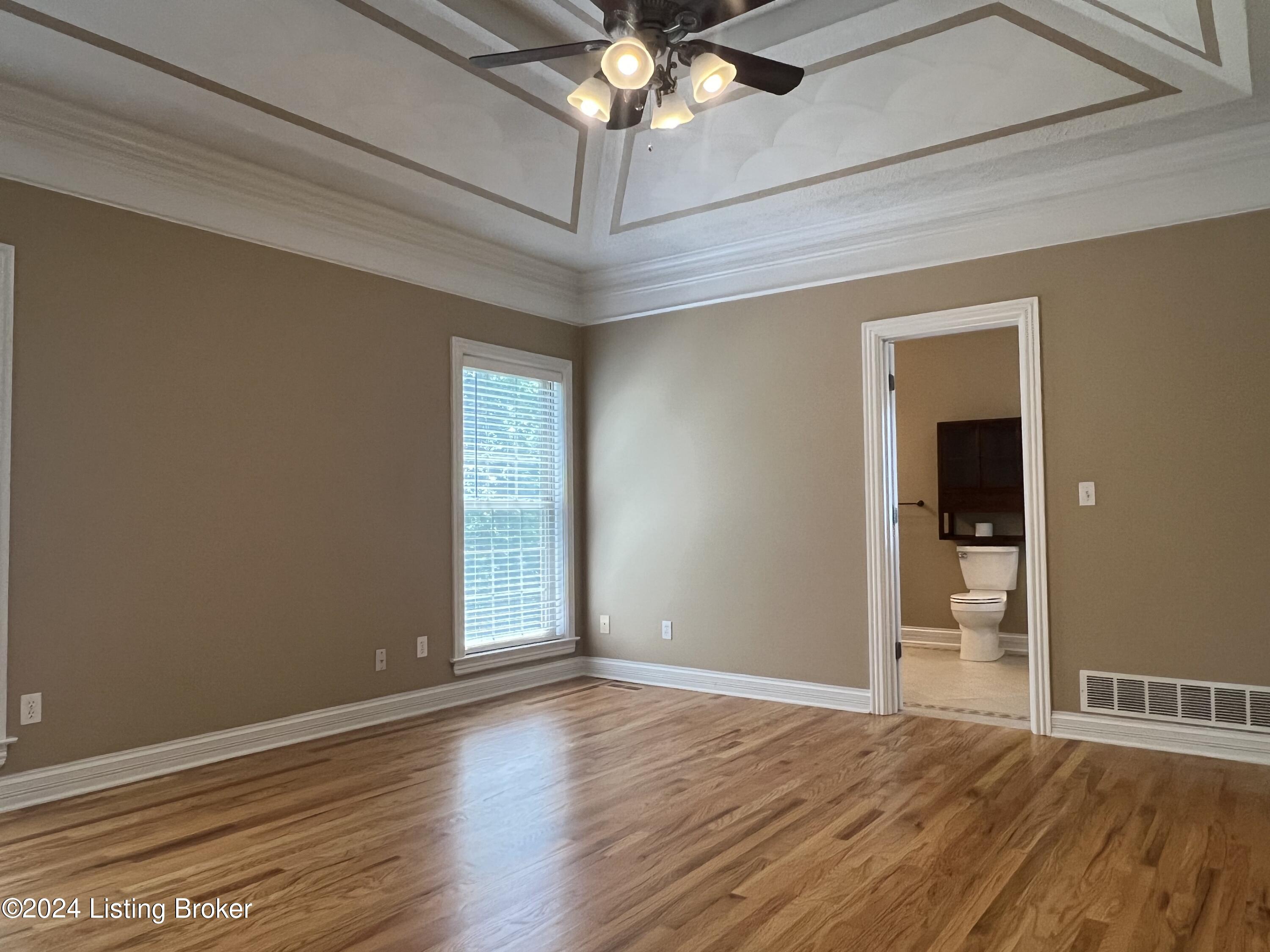 209 Oak Ridge Dr