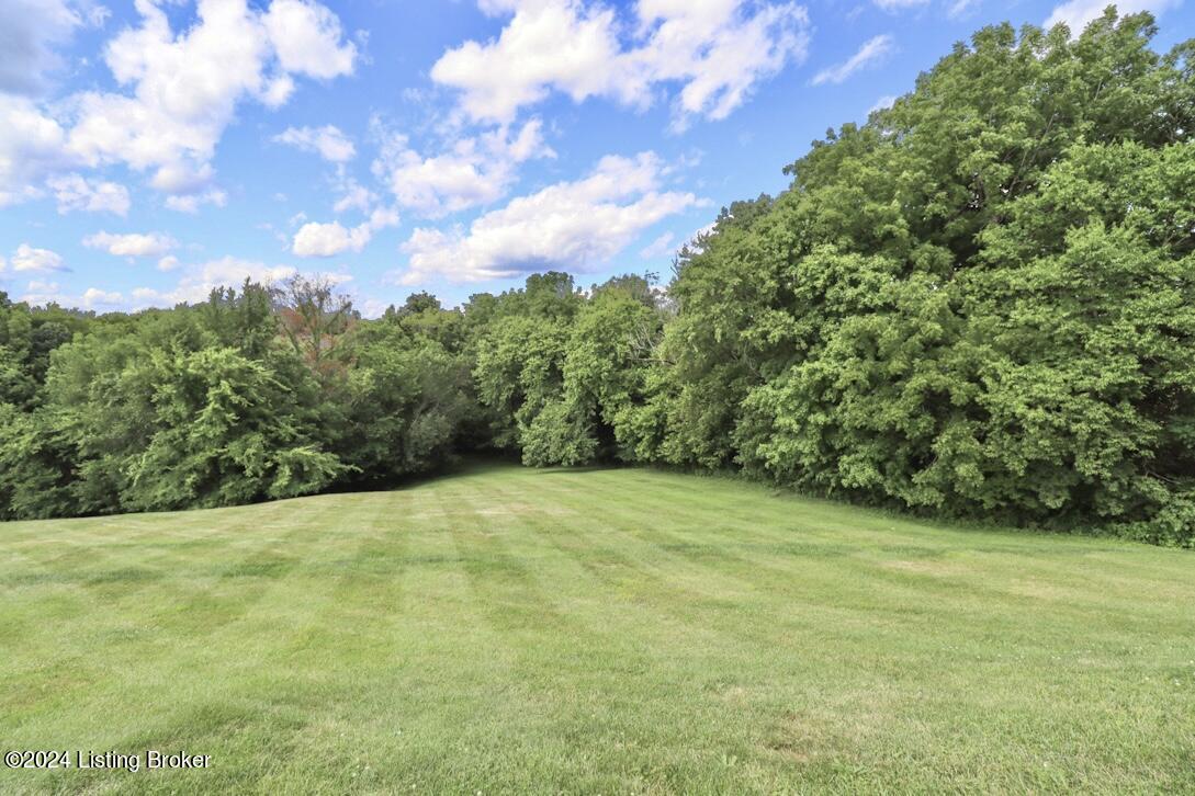 372 Oak Ridge Dr