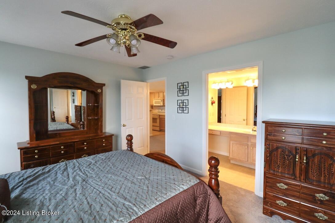 372 Oak Ridge Dr