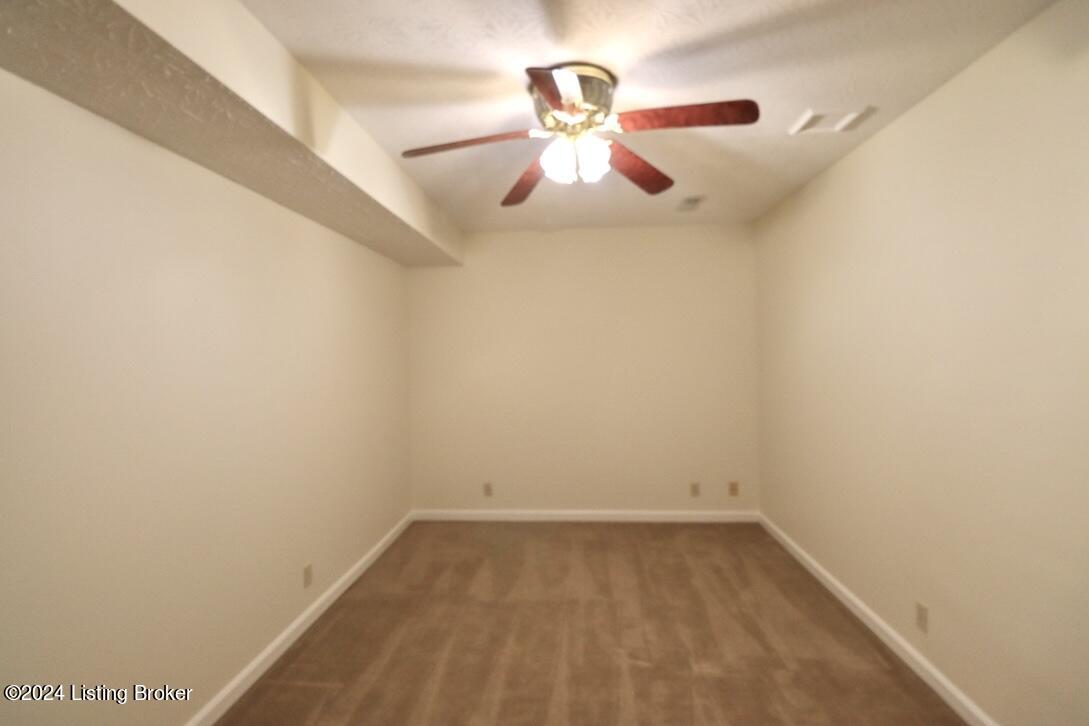 372 Oak Ridge Dr