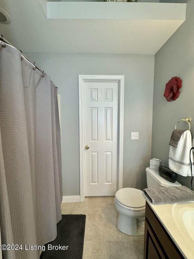372 Oak Ridge Dr