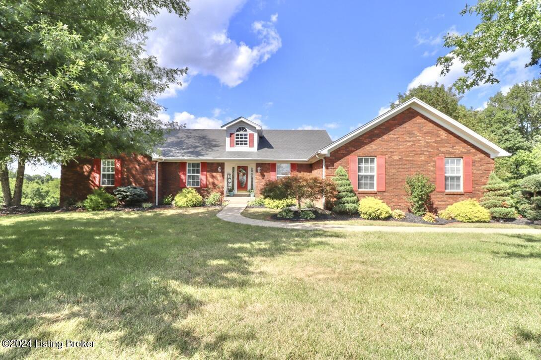 372 Oak Ridge Dr