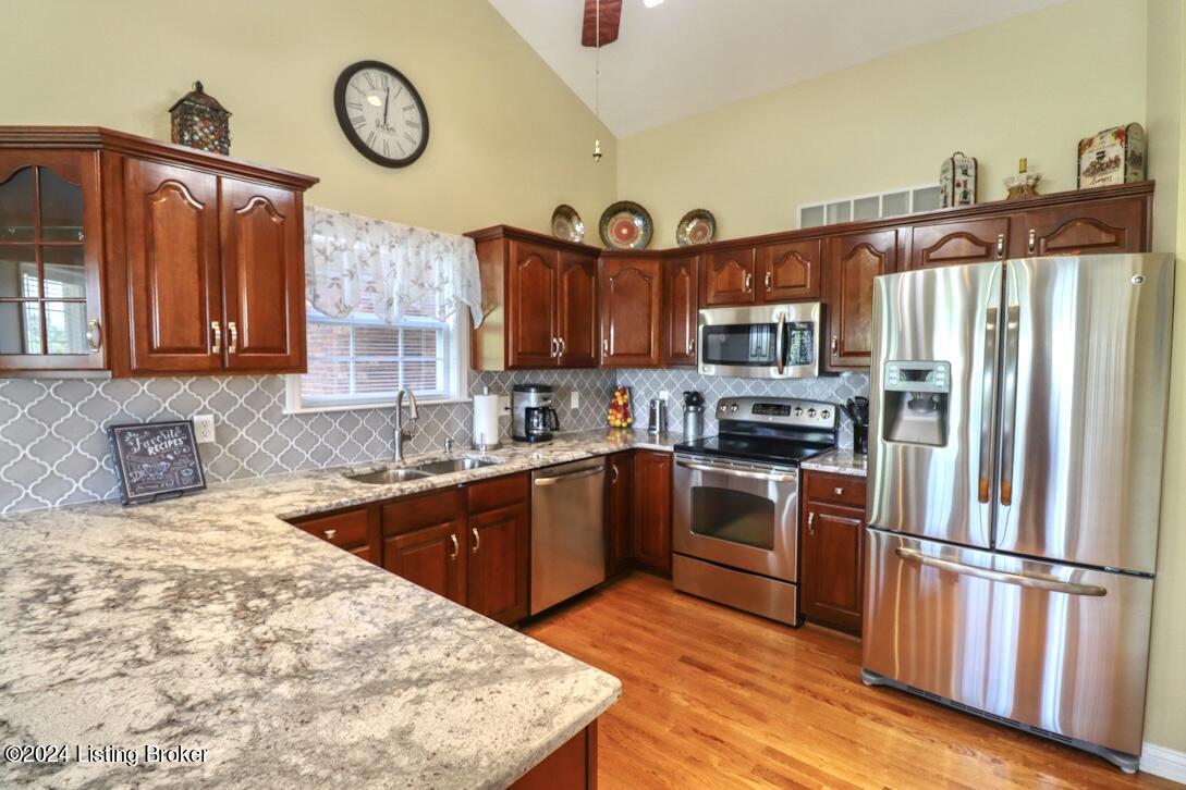 372 Oak Ridge Dr