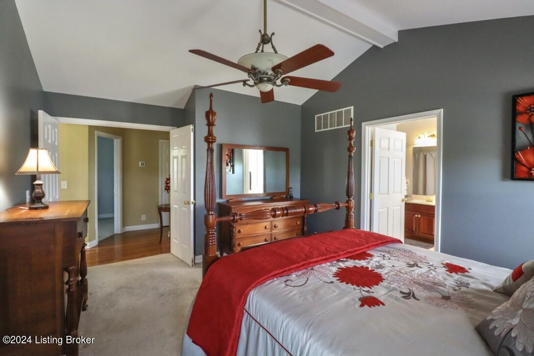 372 Oak Ridge Dr