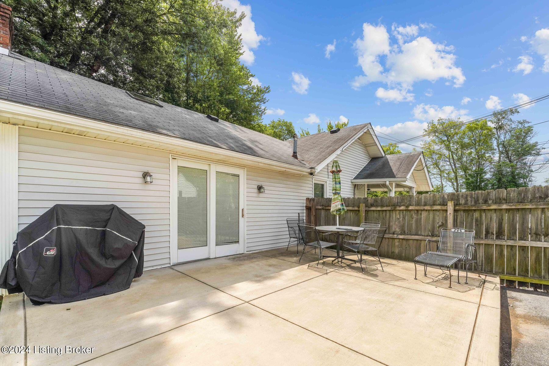 10317 La Grange Rd
