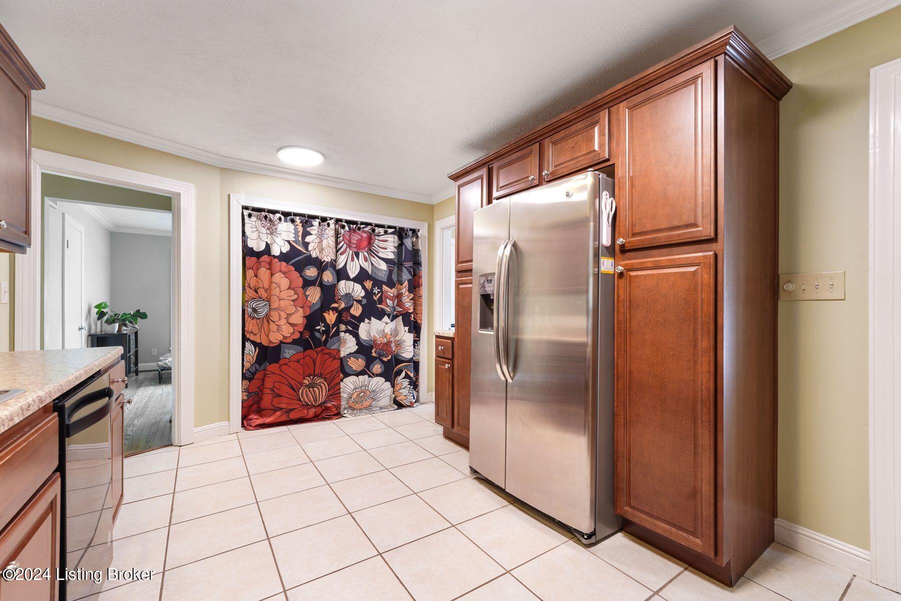 10317 La Grange Rd