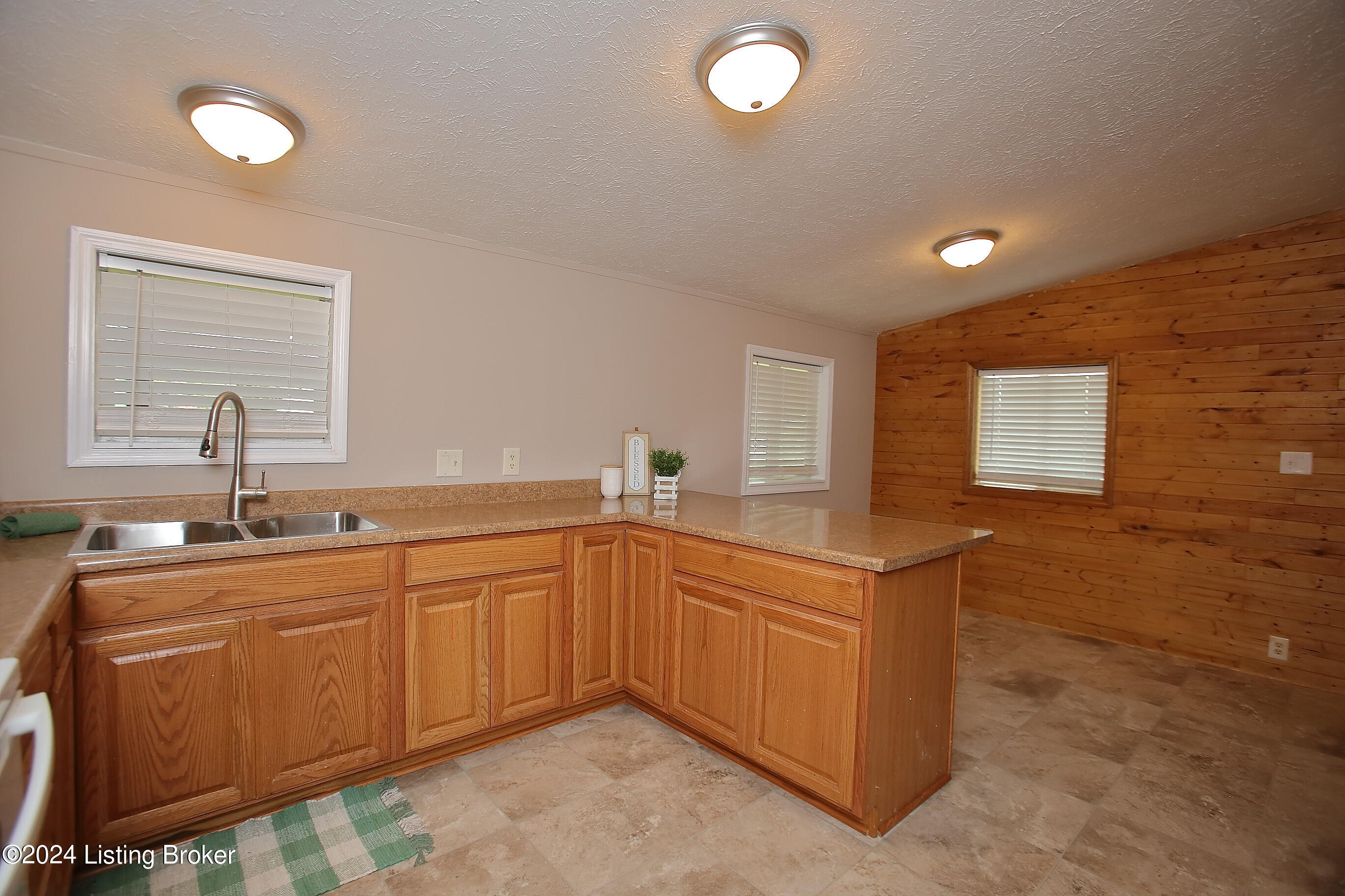 400 Goodlett Rd