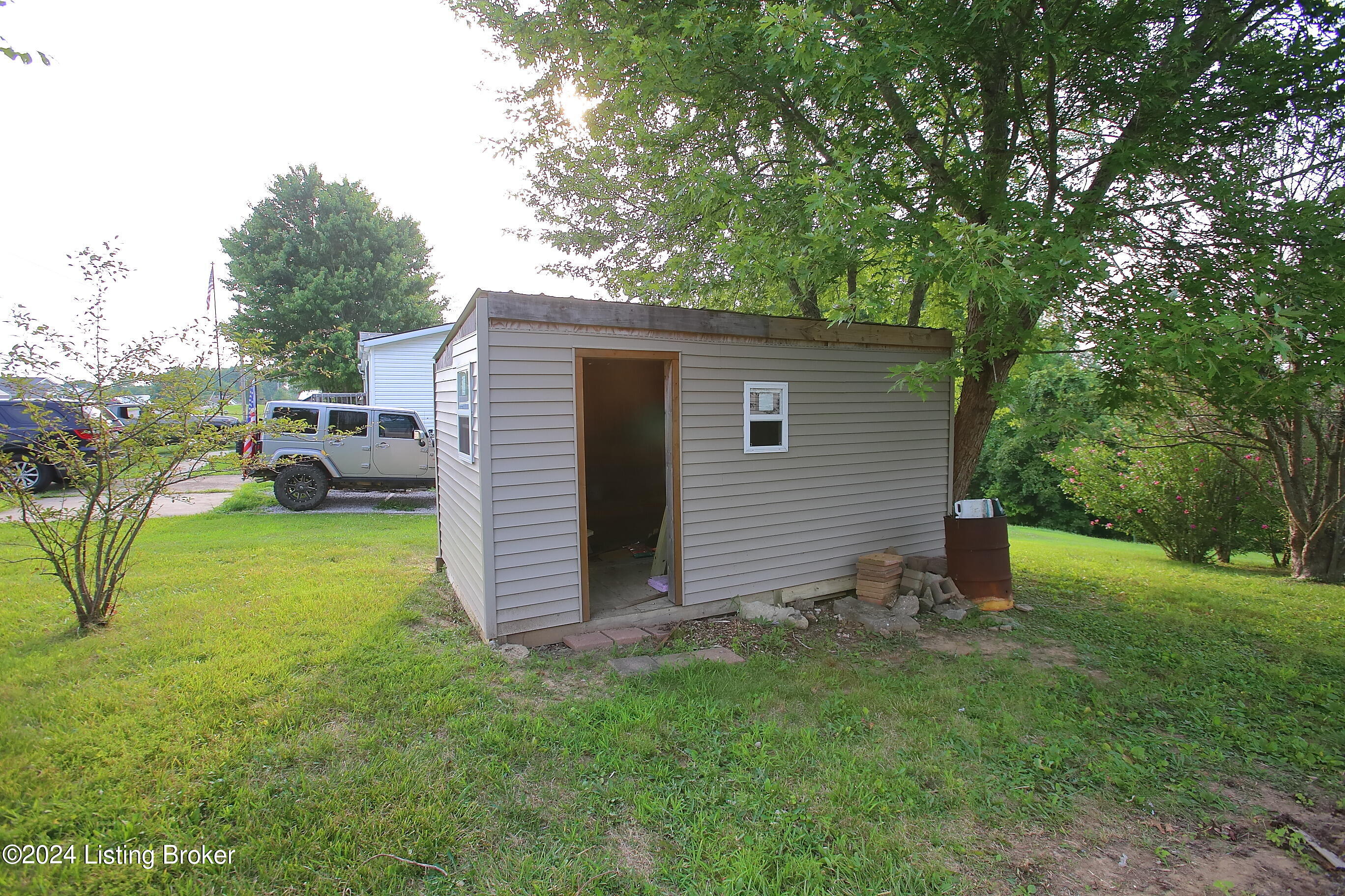 400 Goodlett Rd