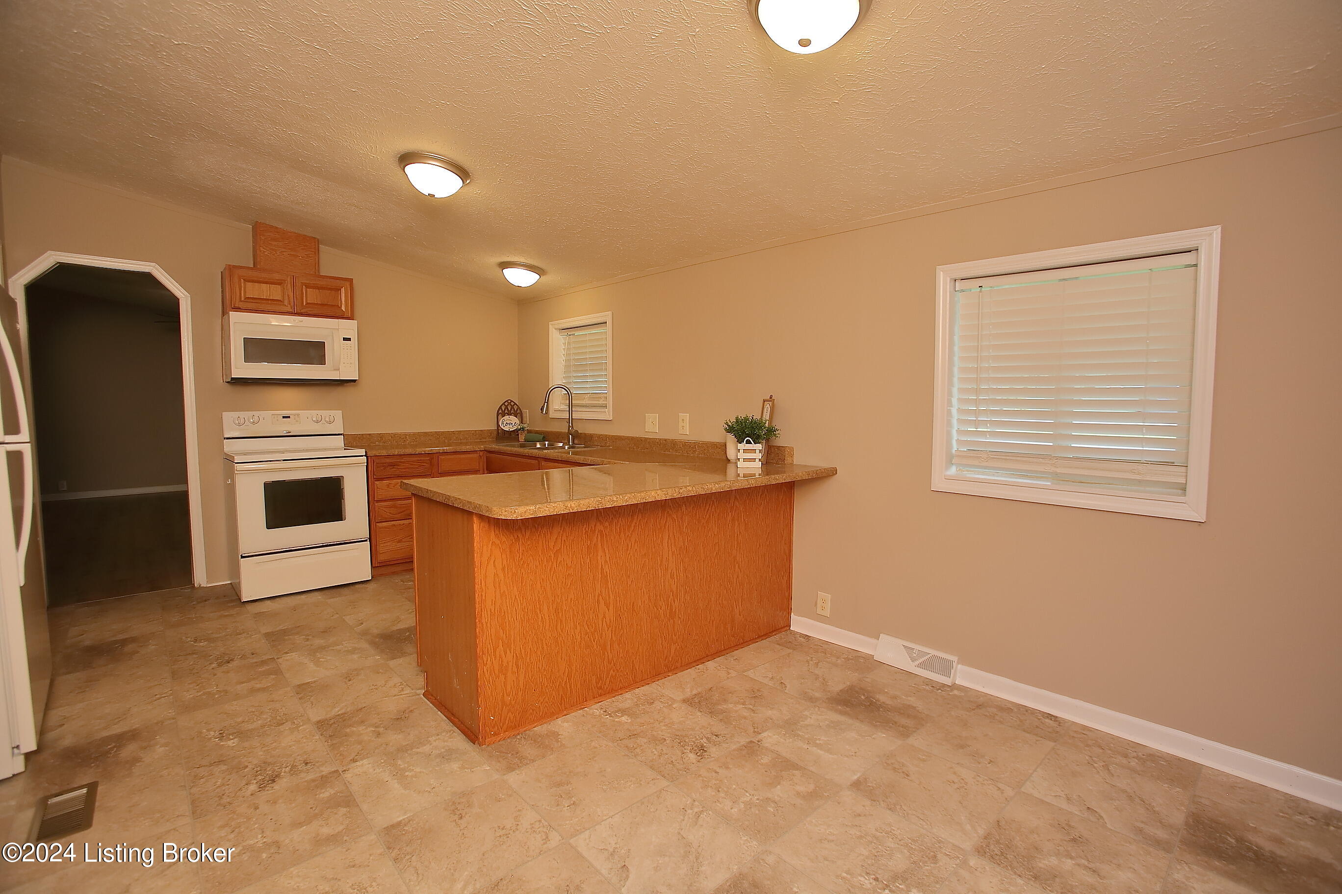 400 Goodlett Rd