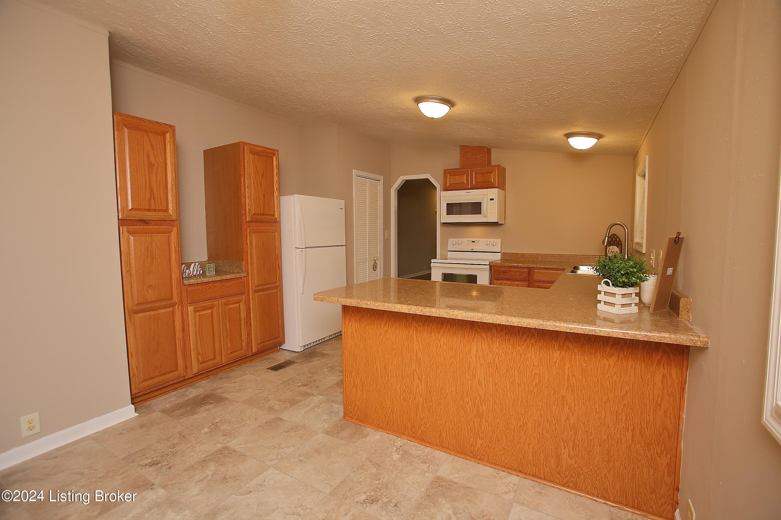400 Goodlett Rd
