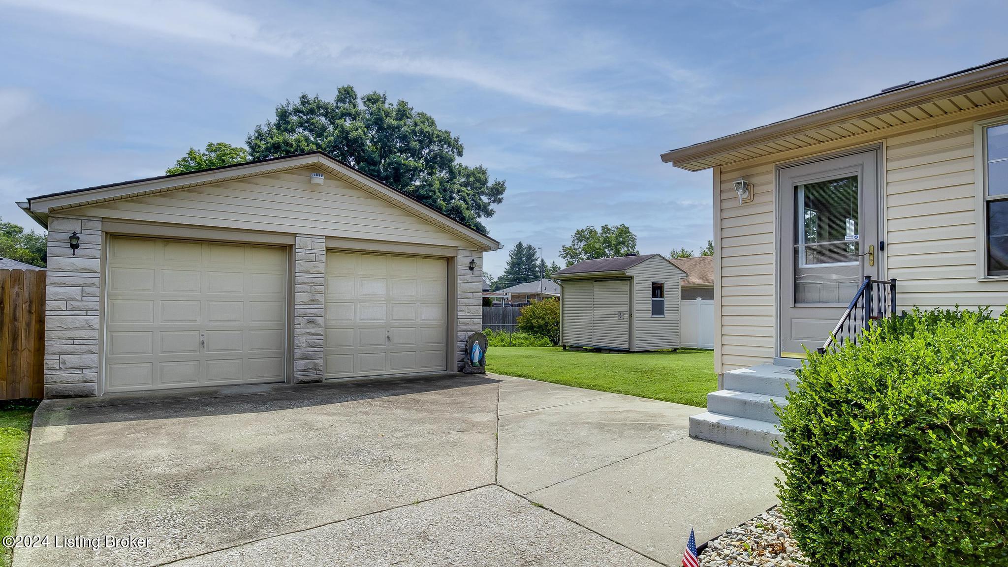 7807 Jonquil Dr