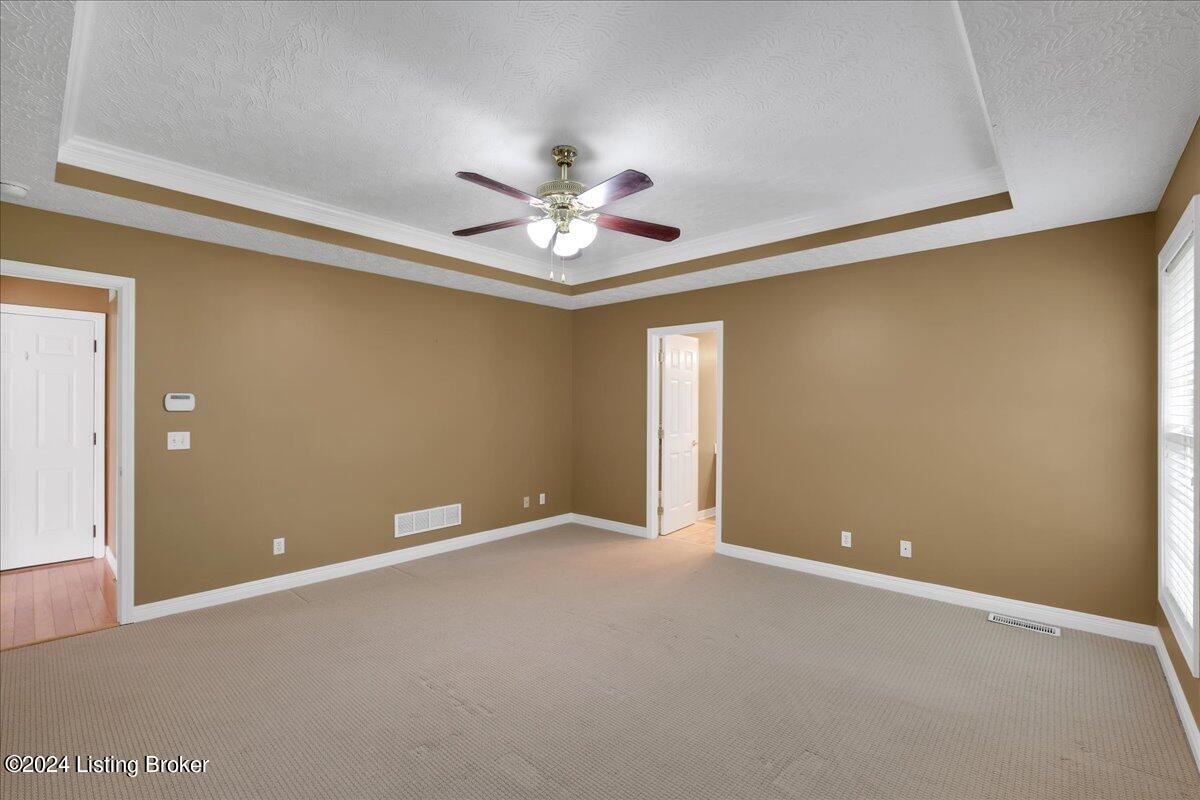 160 Bayberry Ct
