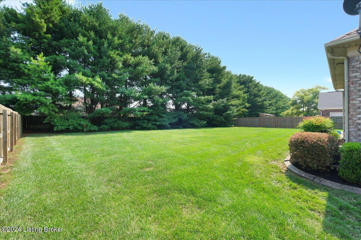 160 Bayberry Ct