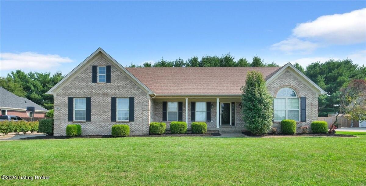 160 Bayberry Ct