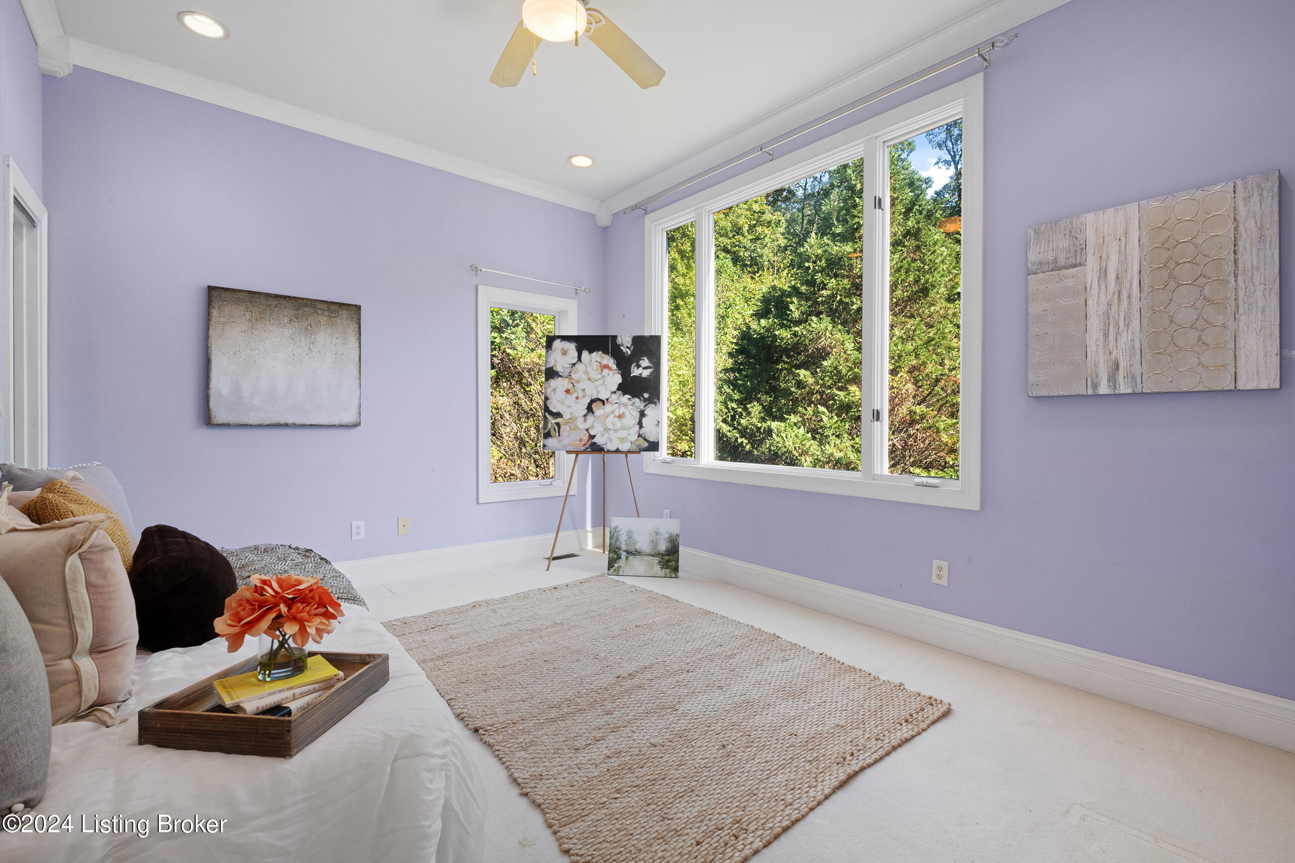 1084 Oak Pointe Dr