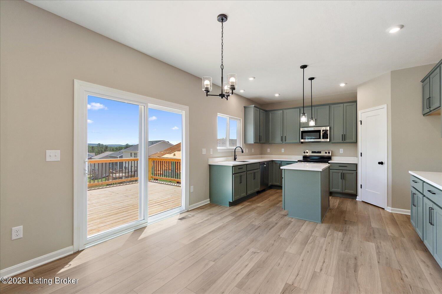 429 Highland Ridge