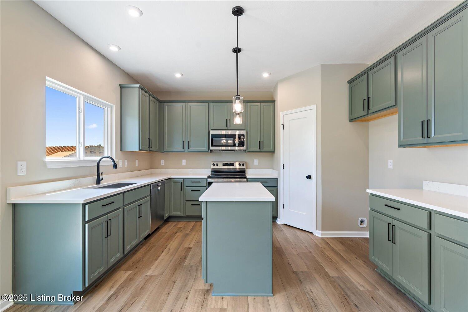 429 Highland Ridge