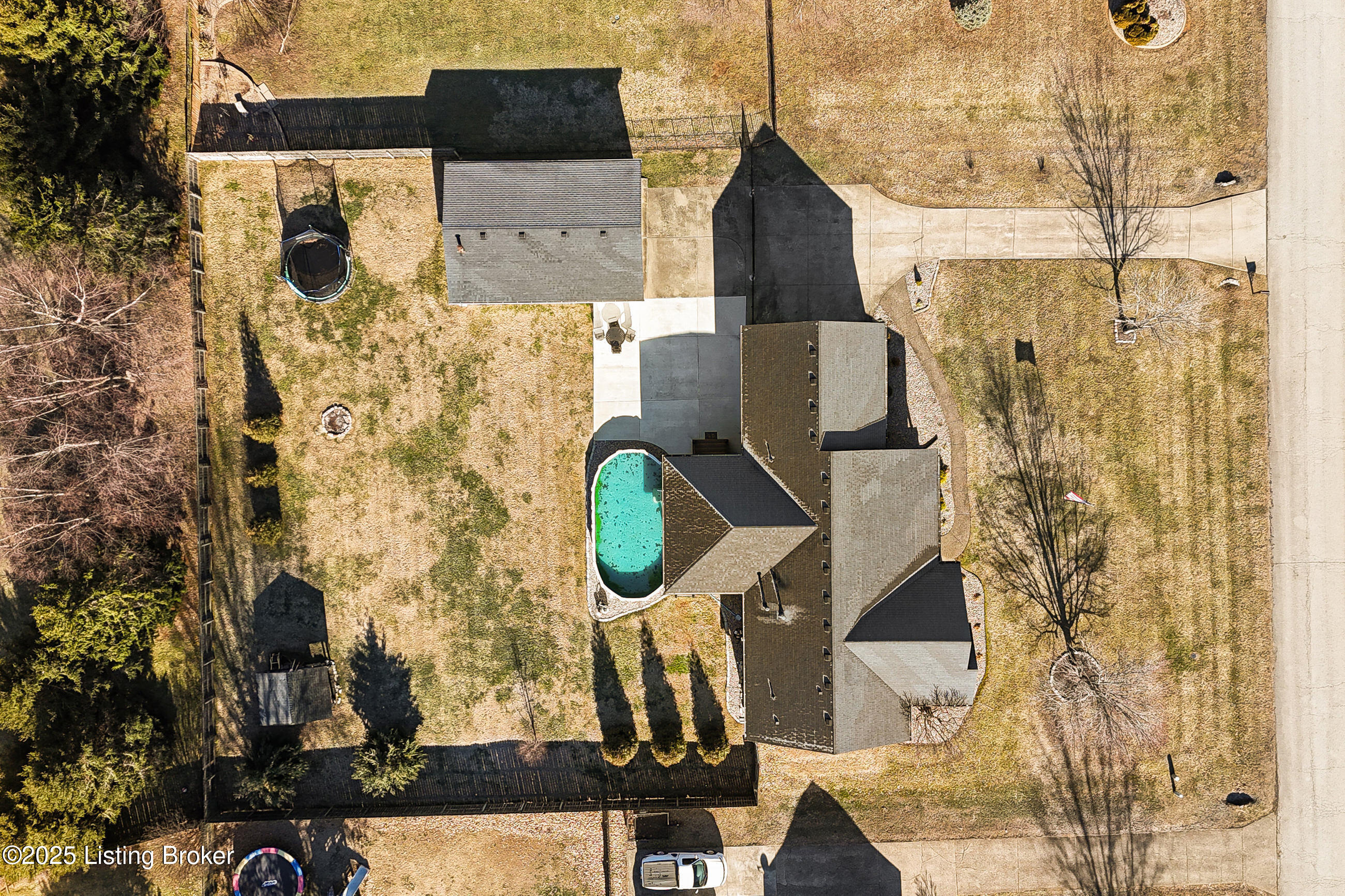 672 Equinox Blvd