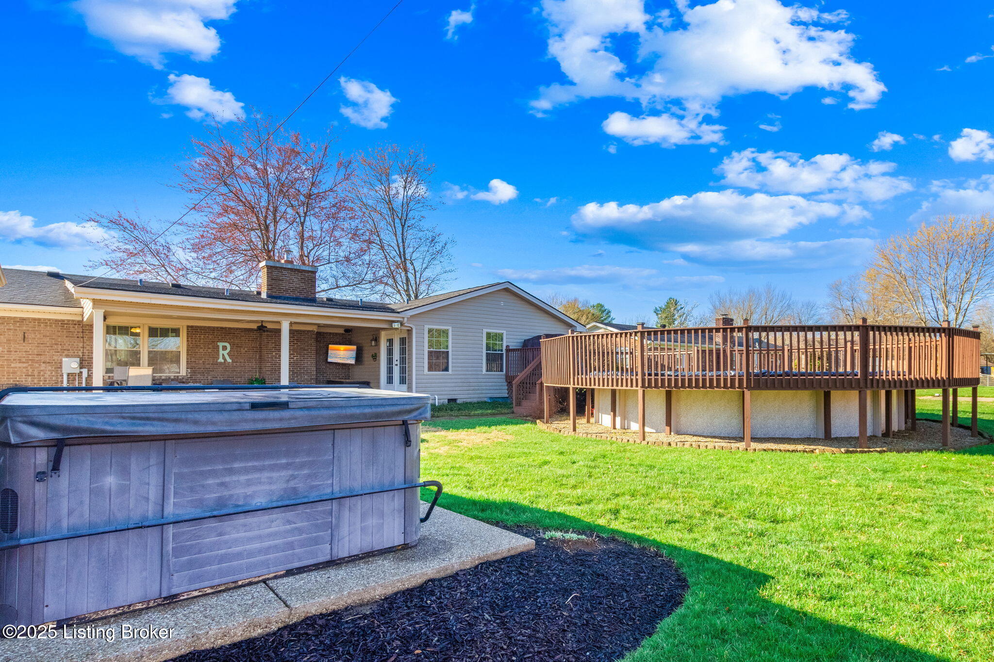 224 Colonial Dr