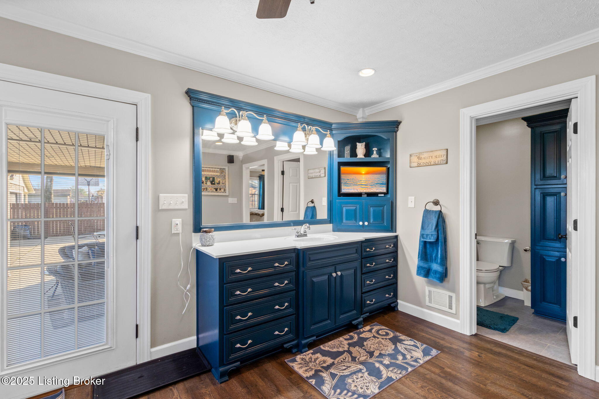 224 Colonial Dr