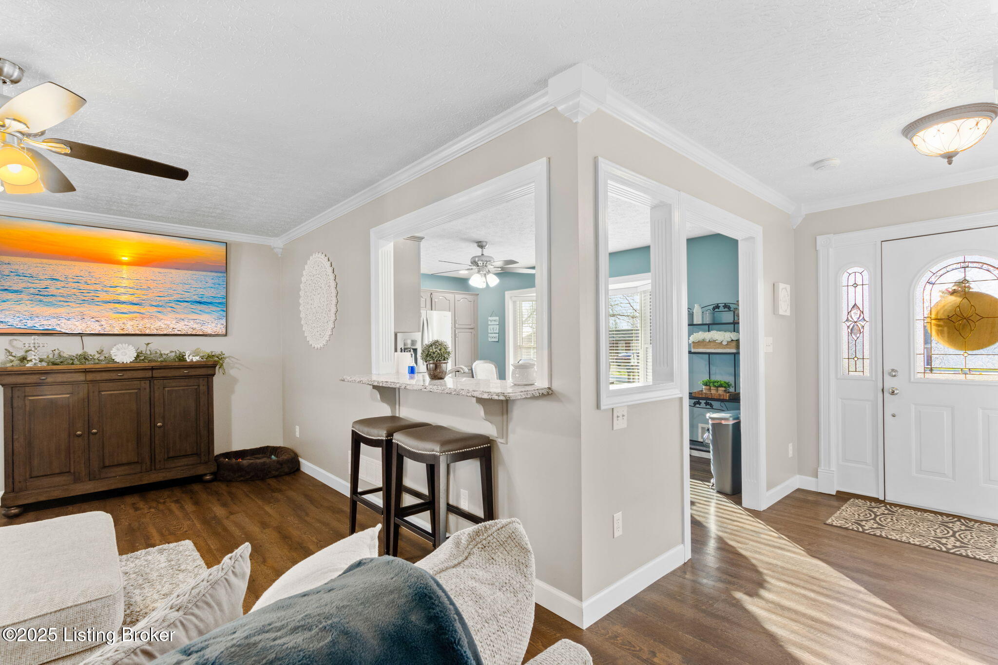 224 Colonial Dr