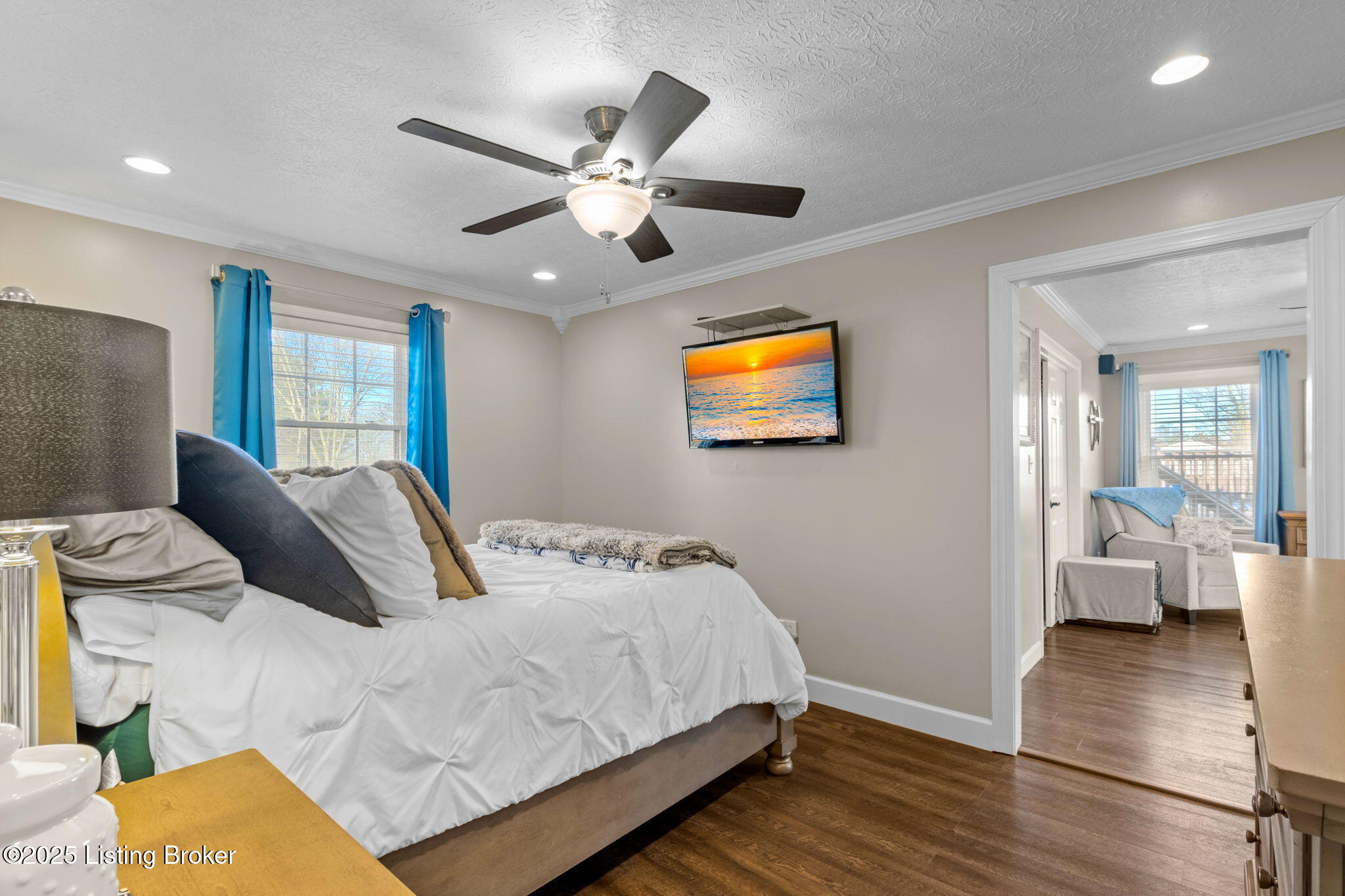 224 Colonial Dr