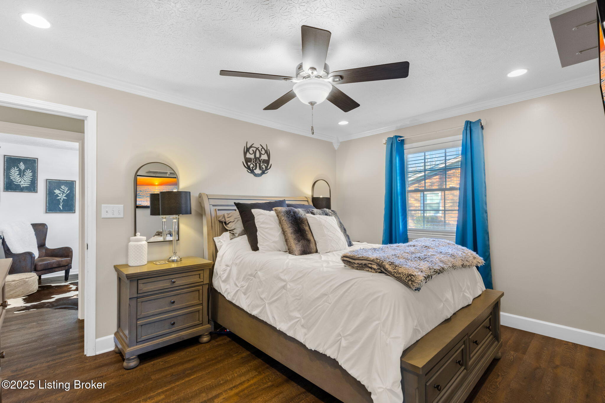 224 Colonial Dr