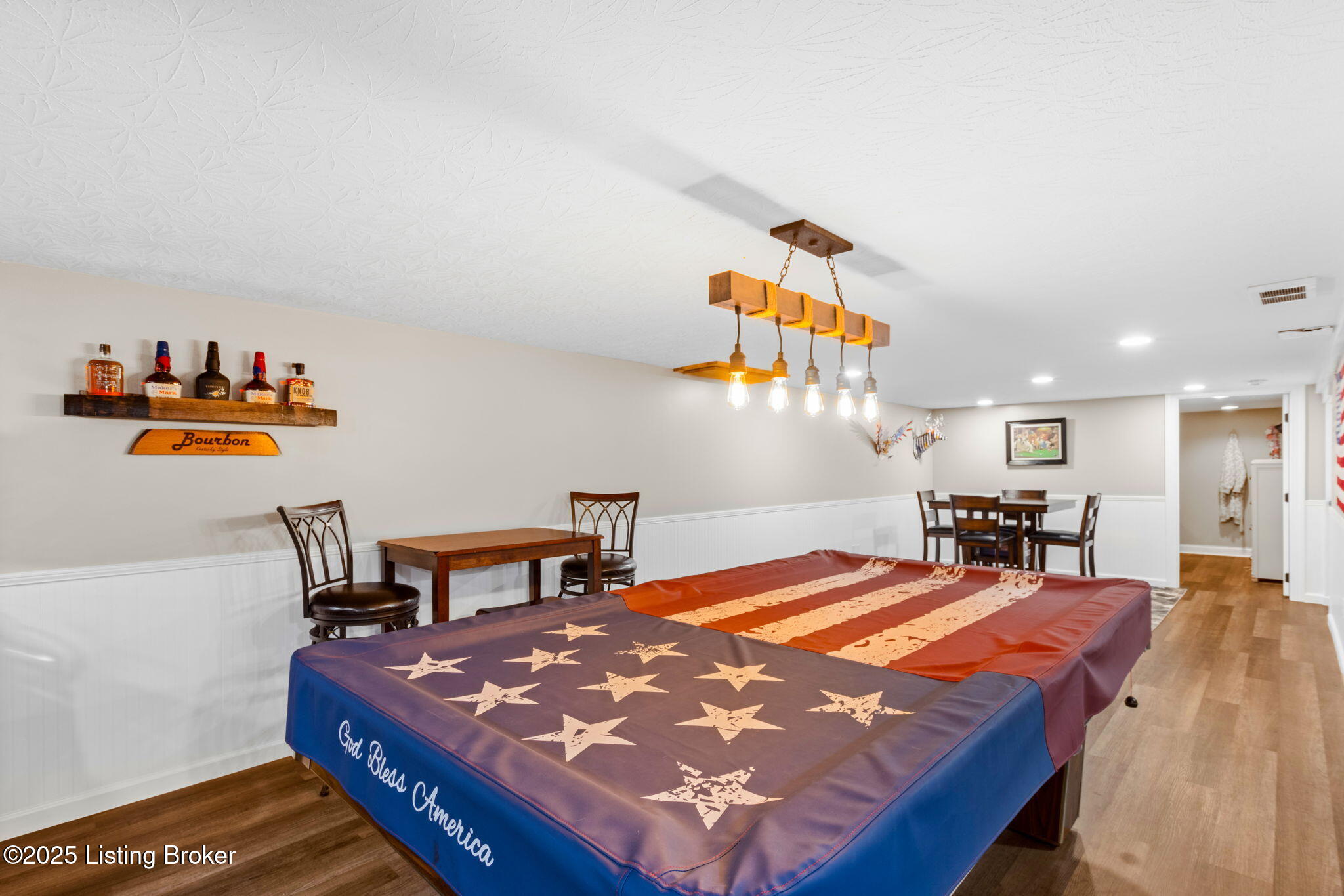 224 Colonial Dr