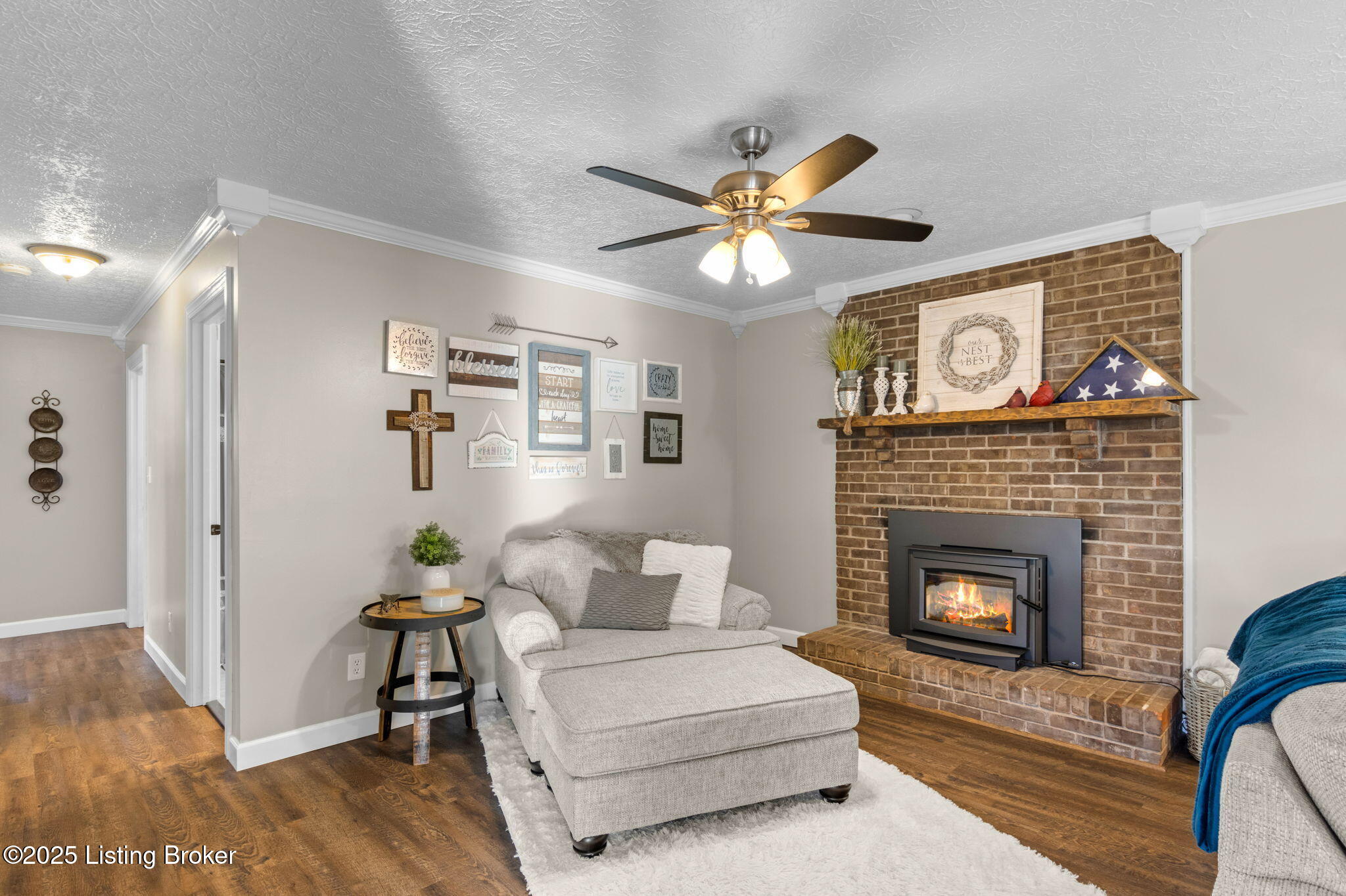 224 Colonial Dr