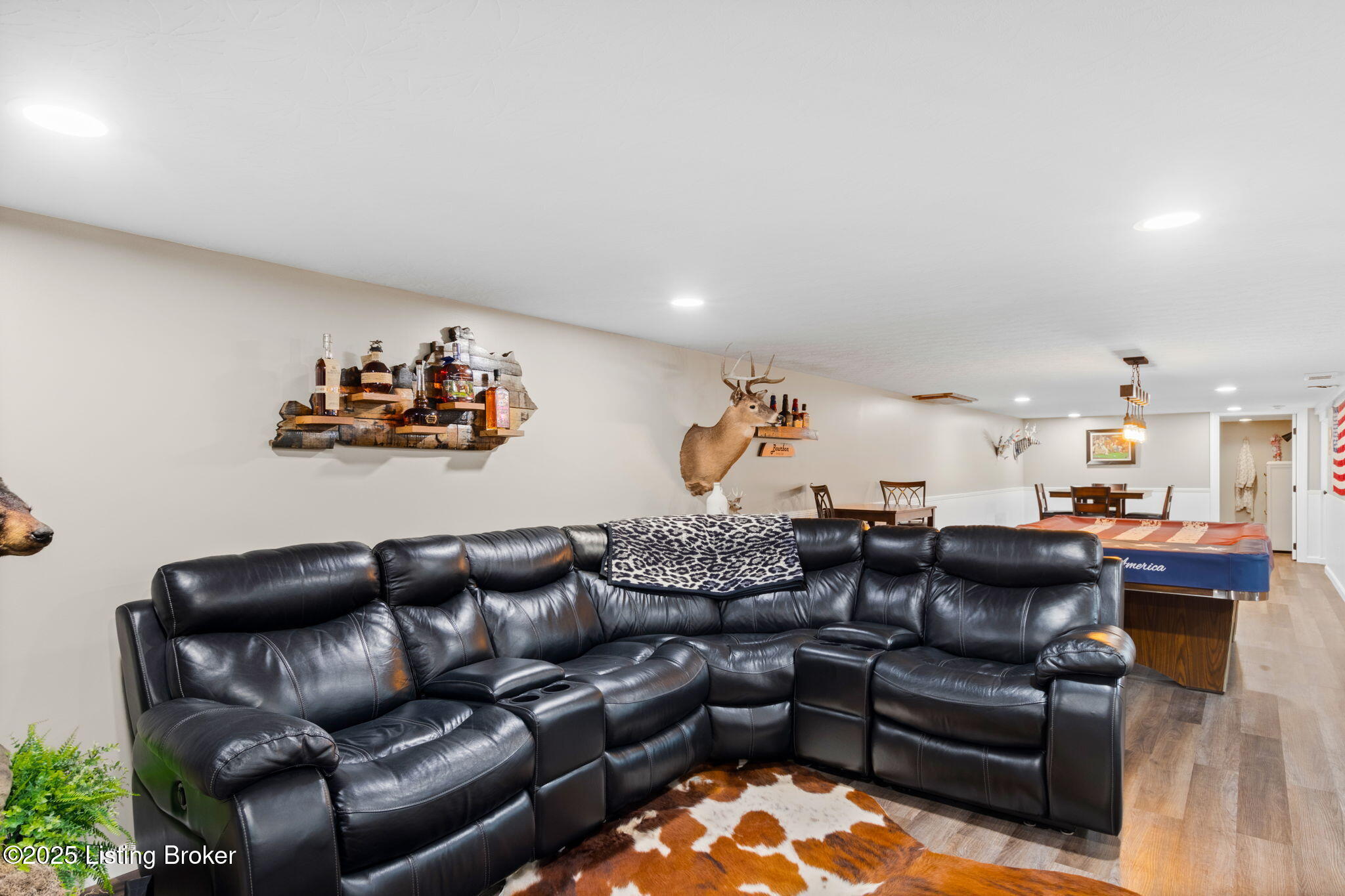 224 Colonial Dr